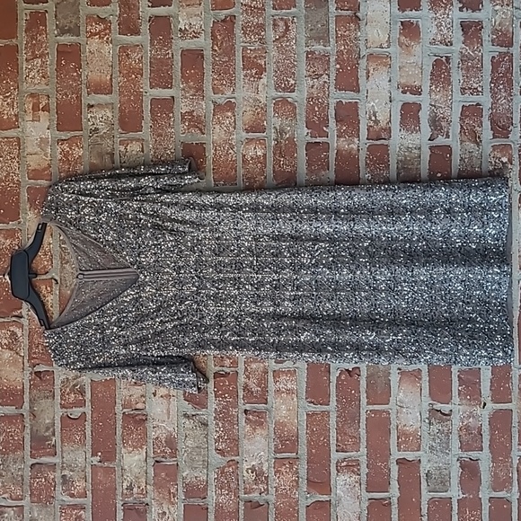 Adrianna Papell Fitted Sequin Mid-length Dress - Picture 1 of 14